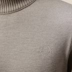 Half-neck Pullover
