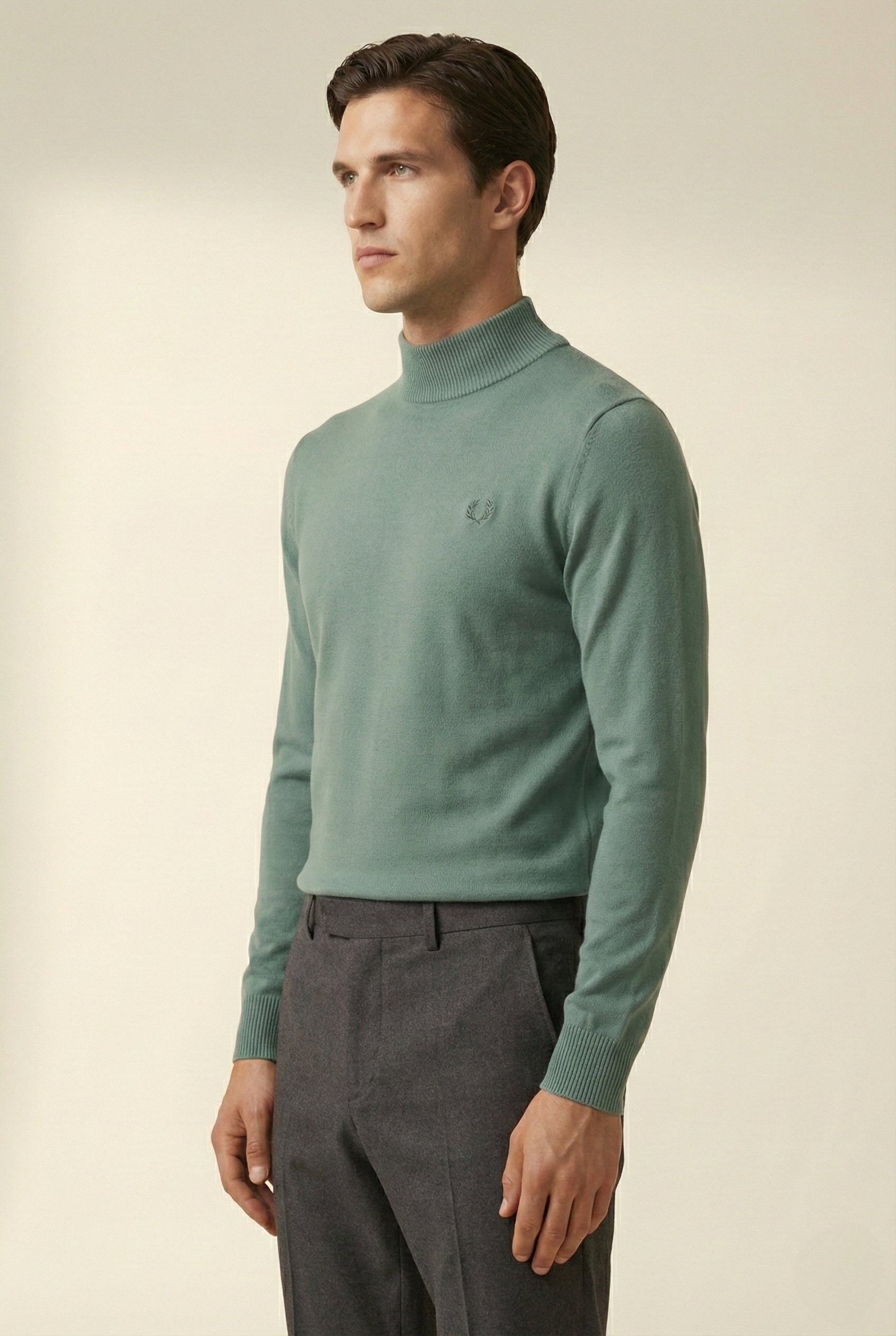 Half-neck Pullover