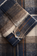 Checkered sweater with collar