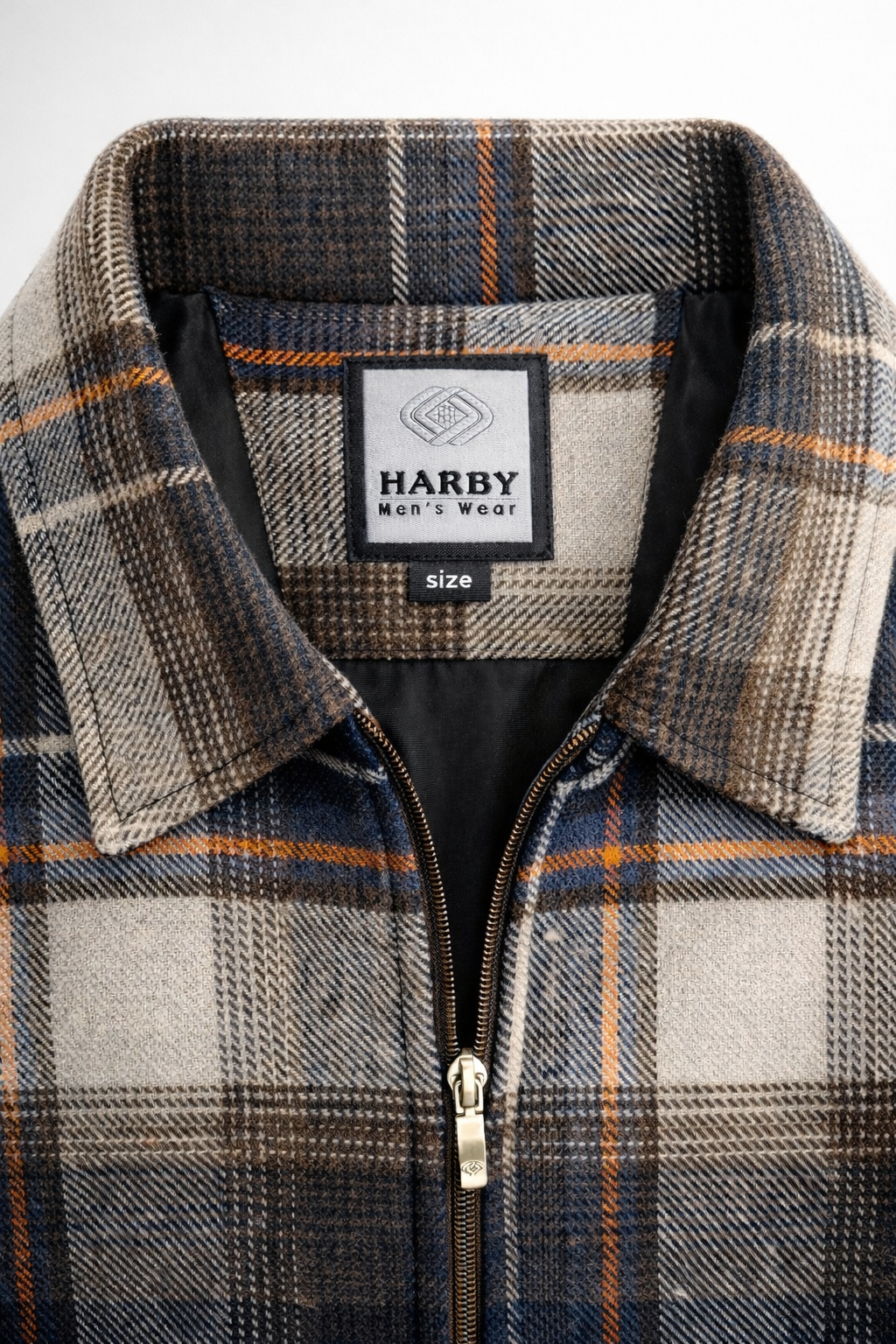 Checkered sweater with collar